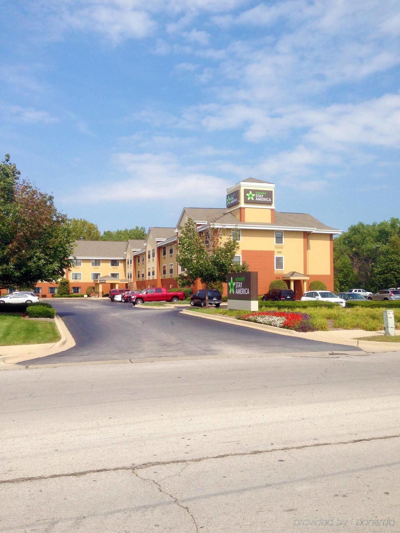 Sonesta Simply Suites Lansing Exterior photo